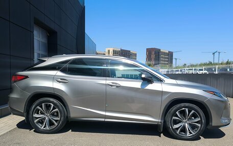 Lexus RX IV рестайлинг, 2021 год, 4 250 000 рублей, 7 фотография