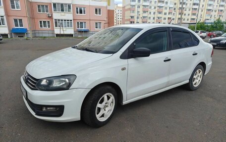 Volkswagen Polo VI (EU Market), 2018 год, 550 000 рублей, 2 фотография