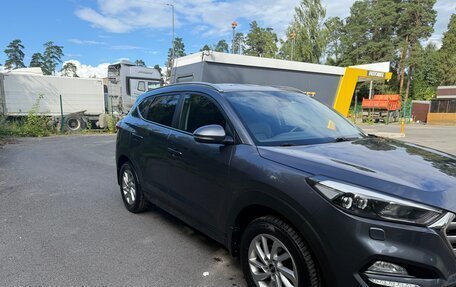 Hyundai Tucson III, 2017 год, 1 970 000 рублей, 2 фотография