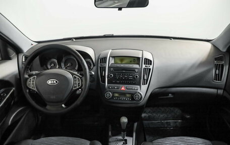 KIA cee'd I рестайлинг, 2009 год, 599 000 рублей, 11 фотография