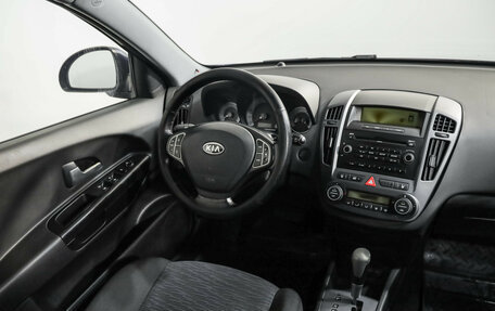 KIA cee'd I рестайлинг, 2009 год, 599 000 рублей, 10 фотография