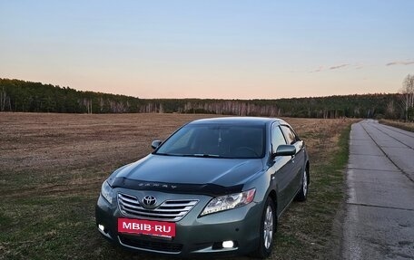 Toyota Camry, 2008 год, 1 050 000 рублей, 2 фотография