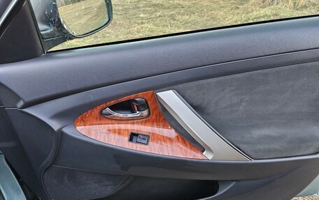 Toyota Camry, 2008 год, 1 050 000 рублей, 10 фотография