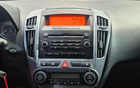 KIA cee'd I рестайлинг, 2009 год, 529 000 рублей, 15 фотография