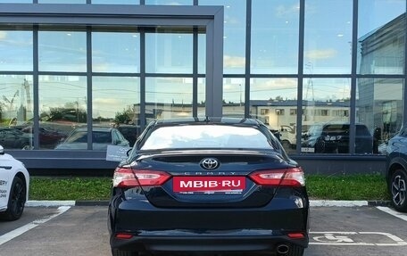 Toyota Camry, 2018 год, 2 549 000 рублей, 6 фотография