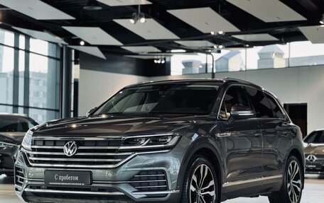 Volkswagen Touareg III, 2018 год, 4 750 000 рублей, 1 фотография