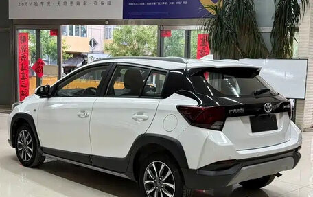 Toyota Yaris XP150 рестайлинг, 2023 год, 1 170 000 рублей, 5 фотография