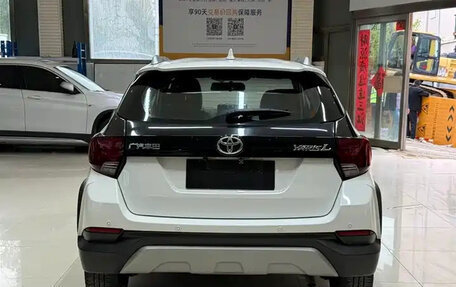 Toyota Yaris XP150 рестайлинг, 2023 год, 1 170 000 рублей, 4 фотография