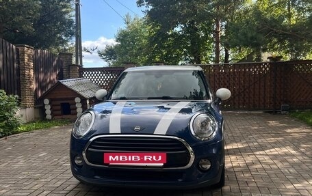 MINI Hatch, 2017 год, 1 850 000 рублей, 3 фотография
