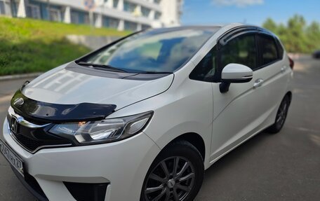Honda Fit III, 2016 год, 1 080 000 рублей, 3 фотография