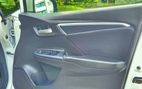 Honda Fit III, 2016 год, 1 080 000 рублей, 13 фотография