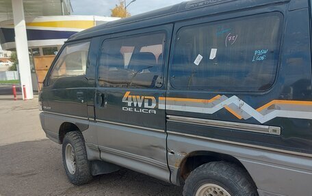 Mitsubishi Delica III, 1991 год, 450 000 рублей, 2 фотография