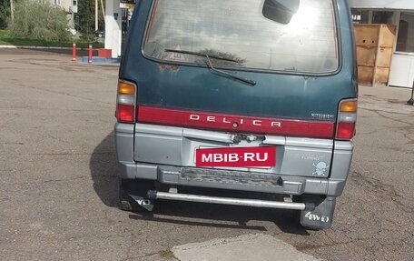Mitsubishi Delica III, 1991 год, 450 000 рублей, 3 фотография