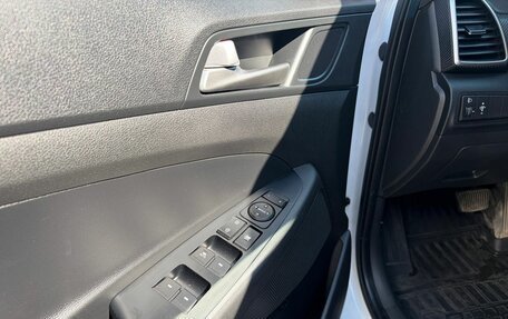 Hyundai Tucson III, 2019 год, 2 299 000 рублей, 10 фотография
