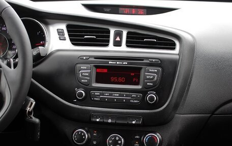 KIA cee'd III, 2014 год, 1 049 000 рублей, 8 фотография
