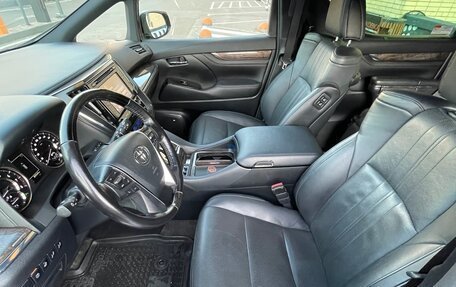 Toyota Alphard III, 2019 год, 5 700 000 рублей, 15 фотография