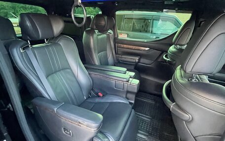Toyota Alphard III, 2019 год, 5 700 000 рублей, 21 фотография