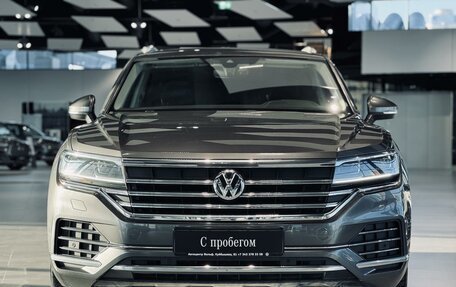 Volkswagen Touareg III, 2018 год, 4 750 000 рублей, 3 фотография