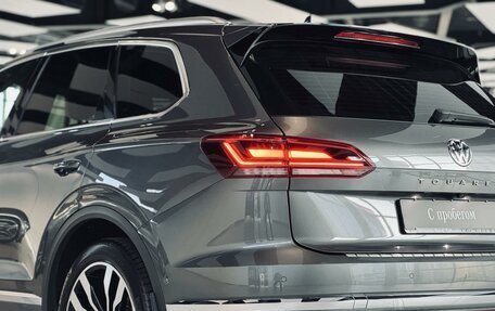 Volkswagen Touareg III, 2018 год, 4 750 000 рублей, 8 фотография
