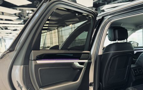 Volkswagen Touareg III, 2018 год, 4 750 000 рублей, 21 фотография