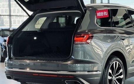 Volkswagen Touareg III, 2018 год, 4 750 000 рублей, 27 фотография