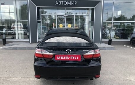 Toyota Camry, 2015 год, 1 560 000 рублей, 6 фотография