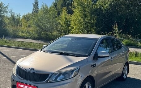 KIA Rio III рестайлинг, 2012 год, 600 000 рублей, 1 фотография