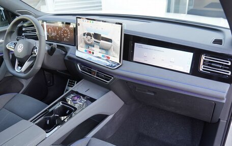 Volkswagen Tiguan, 2026 год, 4 850 000 рублей, 13 фотография