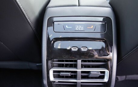 Volkswagen Tiguan, 2026 год, 4 850 000 рублей, 29 фотография