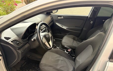 Hyundai Solaris II рестайлинг, 2013 год, 560 000 рублей, 8 фотография