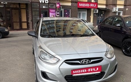Hyundai Solaris II рестайлинг, 2013 год, 560 000 рублей, 6 фотография