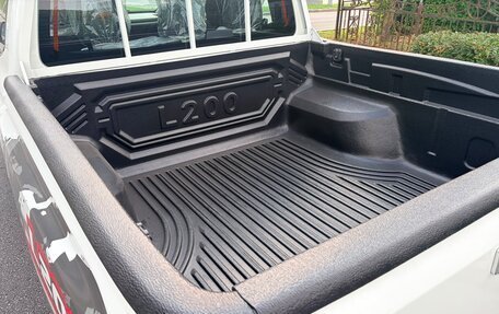 Mitsubishi L200, 2025 год, 4 680 000 рублей, 7 фотография