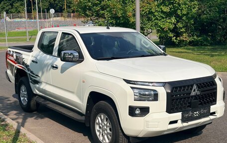 Mitsubishi L200, 2025 год, 4 680 000 рублей, 4 фотография