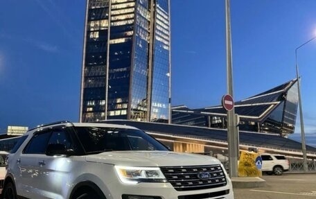 Ford Explorer VI, 2016 год, 2 490 000 рублей, 2 фотография