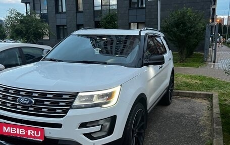 Ford Explorer VI, 2016 год, 2 490 000 рублей, 10 фотография