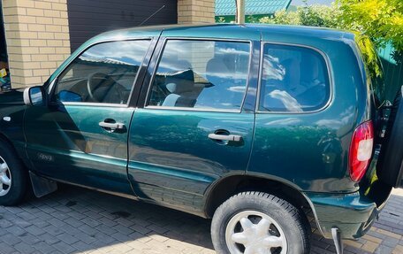 Chevrolet Niva I рестайлинг, 2004 год, 390 000 рублей, 5 фотография
