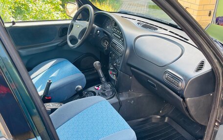 Chevrolet Niva I рестайлинг, 2004 год, 390 000 рублей, 14 фотография