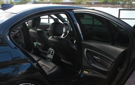 BMW 3 серия, 2012 год, 2 200 000 рублей, 16 фотография