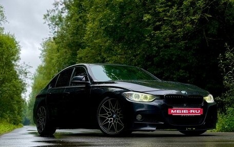 BMW 3 серия, 2012 год, 2 200 000 рублей, 27 фотография