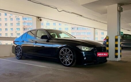 BMW 3 серия, 2012 год, 2 200 000 рублей, 23 фотография
