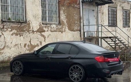 BMW 3 серия, 2012 год, 2 200 000 рублей, 22 фотография