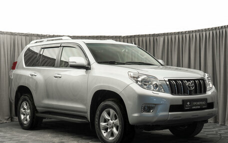 Toyota Land Cruiser Prado 150 рестайлинг 2, 2013 год, 2 990 000 рублей, 2 фотография