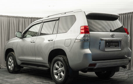 Toyota Land Cruiser Prado 150 рестайлинг 2, 2013 год, 2 990 000 рублей, 4 фотография