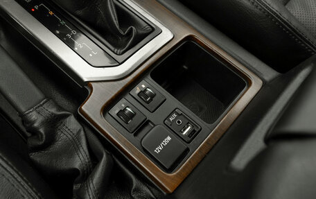 Toyota Land Cruiser Prado 150 рестайлинг 2, 2013 год, 2 990 000 рублей, 18 фотография
