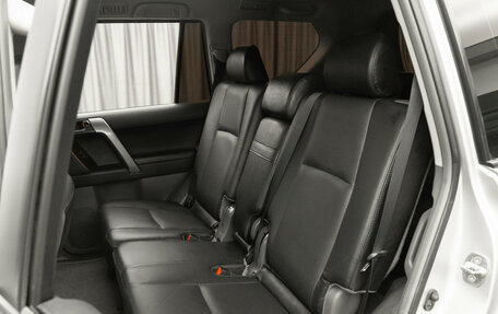 Toyota Land Cruiser Prado 150 рестайлинг 2, 2013 год, 2 990 000 рублей, 12 фотография