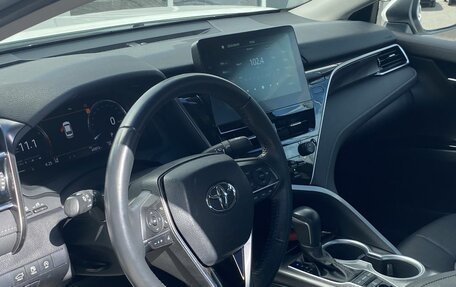 Toyota Camry, 2023 год, 3 400 000 рублей, 11 фотография