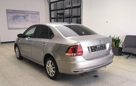 Volkswagen Polo VI (EU Market), 2018 год, 890 000 рублей, 5 фотография