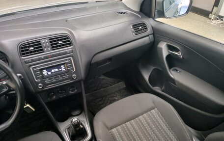 Volkswagen Polo VI (EU Market), 2018 год, 890 000 рублей, 11 фотография