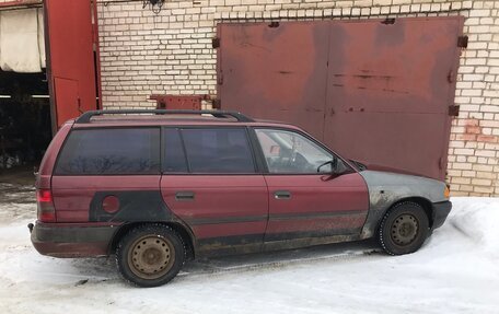 Opel Astra F, 1992 год, 30 000 рублей, 5 фотография