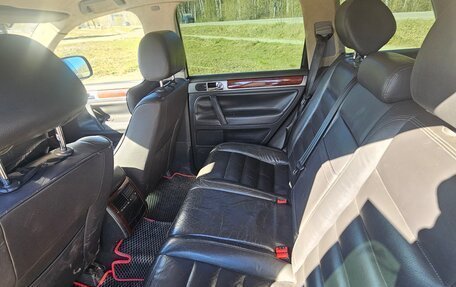 Volkswagen Touareg III, 2005 год, 900 000 рублей, 3 фотография